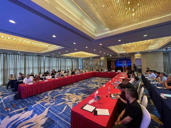 2025年中國涂料工業(yè)協(xié)會氧化鐵系顏料分會年會報(bào)道(1) 1892